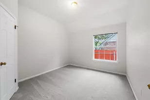 11560 Cedarcliffe Dr, Austin, TX 78750 - Photo 25