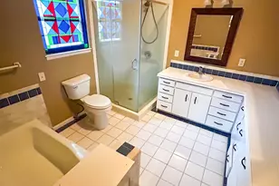 813 River Oaks Dr, Huntsville, TX 77340 - Photo 19