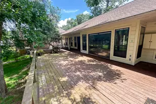 813 River Oaks Dr, Huntsville, TX 77340 - Photo 35