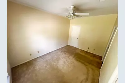 813 River Oaks Drive, Huntsville, TX 77340 - Photo 13