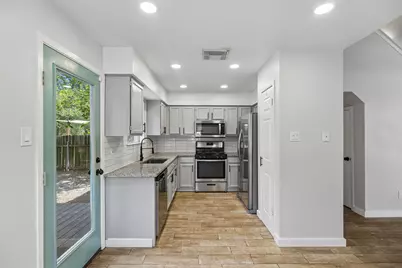 10613 Archdale Drive, Austin, TX 78748 - Photo 7