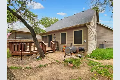 2009 Ridge View Drive, San Marcos, TX 78666 - Photo 3