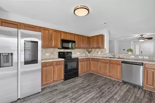 313 Wimberley St, Hutto, TX 78634 - Photo 11