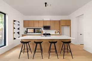 4412 S 1st St, Austin, TX 78745 - Photo 17