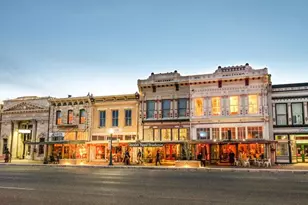 113 Dawnwood Ct, Georgetown, TX 78633 - Photo 35