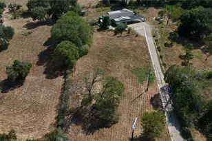 1225 W Hwy 71 Hwy W, Smithville, TX 78957 - Photo 3