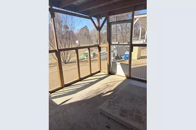 1225 W Highway 71 Highway W, Smithville, TX 78957 - Photo 19