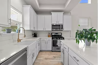 6413 Mary Lewis Drive, Austin, TX 78747 - Photo 11