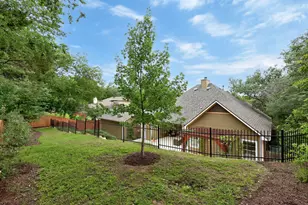 6303 Amberly Pl, Austin, TX 78759 - Photo 33