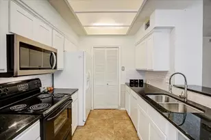 4711 Spicewood Springs Rd, Austin, TX 78759 - Photo 7