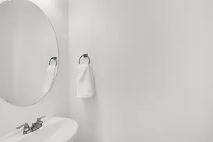 2308 Montague St, Austin, TX 78741 - Photo 17