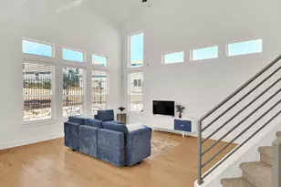 2308 Montague St, Austin, TX 78741 - Photo 9