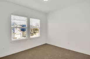 2308 Montague St, Austin, TX 78741 - Photo 23