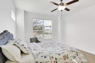 2308 Montague St, Austin, TX 78741 - Photo 27