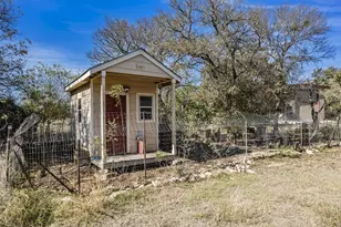 200 Tovas Secret Cv, Georgetown, TX 78628 - Photo 39