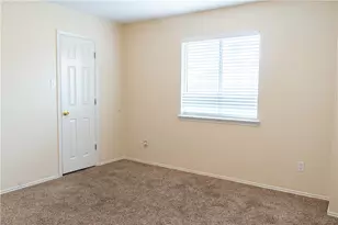 1608 Diana Dr, Round Rock, TX 78664 - Photo 17