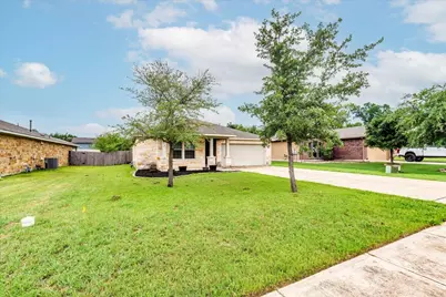 1061 Violet Lane, Kyle, TX 78640 - Photo 27