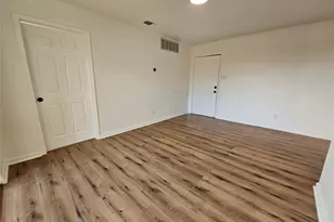 6903 Deatonhill Dr, Austin, TX 78745 - Photo 21