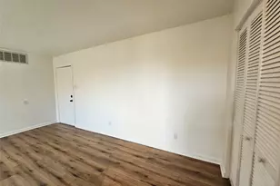 6903 Deatonhill Dr, Austin, TX 78745 - Photo 29