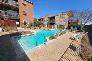 6903 Deatonhill Dr, Austin, TX 78745 - Photo 31