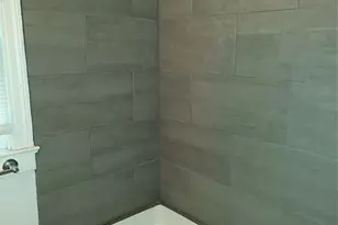 2102 Yellow Jacket Ln, Austin, TX 78741 - Photo 5