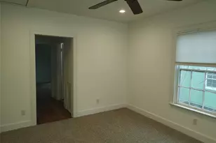 2102 Yellow Jacket Ln, Austin, TX 78741 - Photo 3