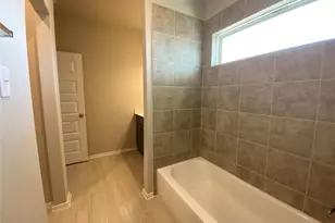 11704 Murano Dr, Austin, TX 78747 - Photo 13