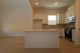 232 Bishop Wood Rd, Dripping Springs, TX 78620 - Photo 5