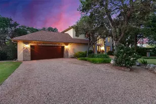 13902 Panorama Dr, Austin, TX 78732 - Photo 31