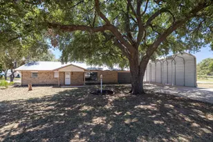 606 Cedar Dr, Buchanan Dam, TX 78609 - Photo 7