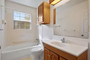 602 E 2nd St, Georgetown, TX 78626 - Photo 19