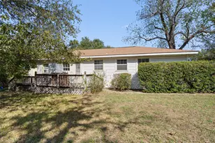 602 E 2nd St, Georgetown, TX 78626 - Photo 23
