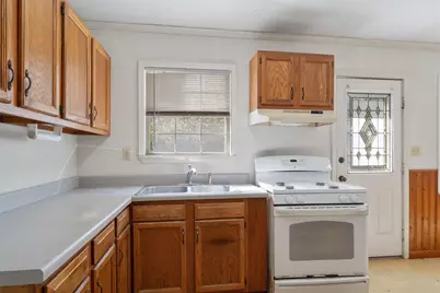 602 E 2nd Street, Georgetown, TX 78626 - Photo 13