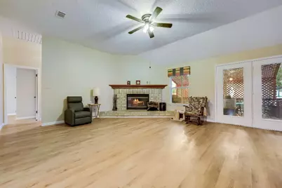 107 Patricia Road, Georgetown, TX 78628 - Photo 9