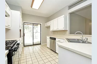 606 Tyrone Drive, Leander, TX 78641 - Photo 5
