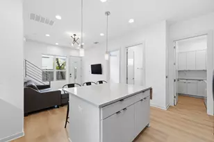 2811 Garwood St, Austin, TX 78702 - Photo 11