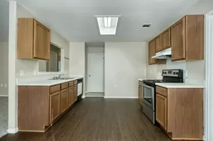 7537 Redrick Dr, Austin, TX 78747 - Photo 5