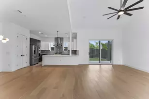 400 Post Rd Dr, Austin, TX 78704 - Photo 7