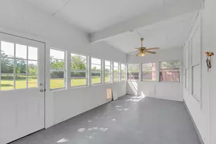 148 Meadows Dr, Elgin, TX 78621 - Photo 27