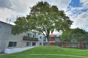 2200 Dickson Dr, Austin, TX 78704 - Photo 15