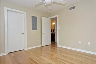 2200 Dickson Dr, Austin, TX 78704 - Photo 9