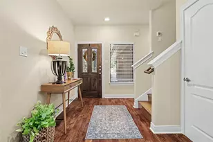 4704 Milburn Ln, Austin, TX 78702 - Photo 3