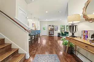 4704 Milburn Ln, Austin, TX 78702 - Photo 9