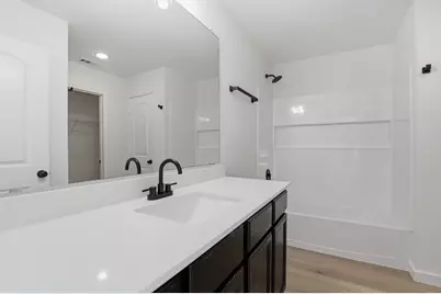 4001 Cressler Lane #15G, Jarrell, TX 76537 - Photo 17