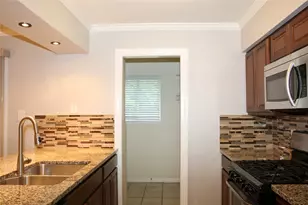 700 Castle Ridge Rd, Austin, TX 78746 - Photo 11