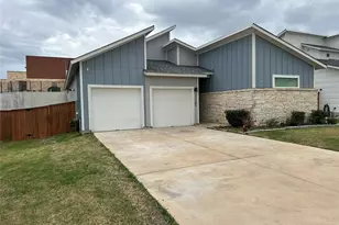 11204 Charger Wy, Manor, TX 78653 - Photo 3