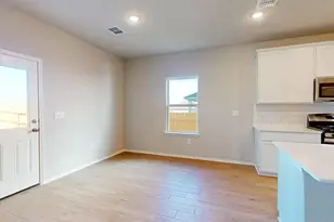 12112 Dillon Fls Dr, Austin, TX 78747 - Photo 11