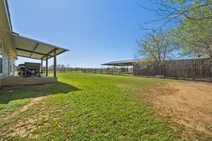 1516 Old Luling Rd, Lockhart, TX 78644 - Photo 23