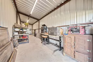 1516 Old Luling Rd, Lockhart, TX 78644 - Photo 27