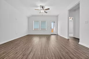 14130 Edna Maxine Walk, Del Valle, TX 78617 - Photo 5